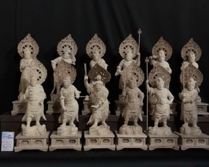 珍品　大迫力 楠材　 井波彫刻 極上彫　仏教仏教工芸品　木彫仏像　薬師十二神将像一式 高46cm