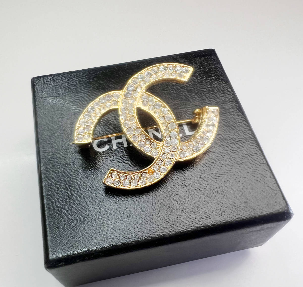 CHANEL ブローチ