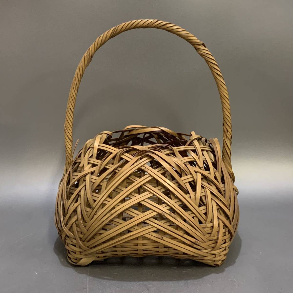 【美品】古竹細工　紫竹花籠　花器　花入　茶道具　華道具　竹籠 古竹細工 紫竹花籠 花器 花入 茶道具 竹籠