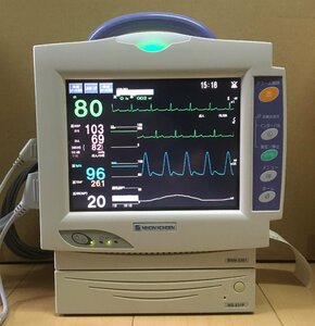 日本光電 生体情報モニター 心電図 呼吸数 酸素飽和度 血圧 体温 バッテリー90分以上 取扱説明書付 医療 動物 病院 nihonkohden 患者