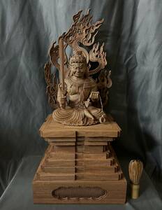 大型52cm仏教工芸品　総楠製　井波彫刻　極上彫　木彫仏像　不動明王座像