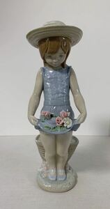 リヤドロ LLADRO 花と少女　オブジェ 陶器人形 古美術品