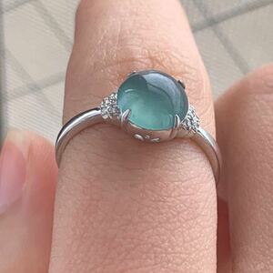 本翡翠指輪　リング　可愛い　濃いブルー　高氷ヒスイ　k18 ダイヤ　高級品　コレクション品　魔除け　国石