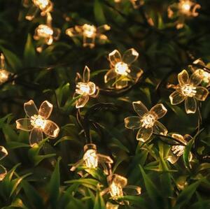 ソーラー LED 桜花ガーデンライト 100電球 12m 暖白 ストリングライト ホワイト 芝桜 フラワー 太陽充電 夜間自動点 日本全国送料無料
