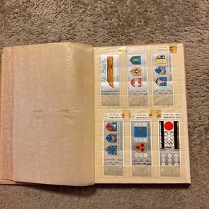 海外切手　未使用　消印有無混在　まとめ売り　台紙付き　一冊丸ごと　約100枚