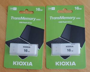 新品 USBメモリ 16GB KIOXIA 2個 LU202W016GG4 （旧東芝メモリー） 海外パッケージ 