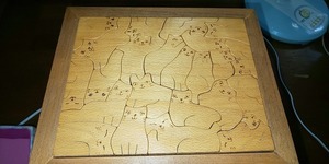 【雑貨】 知育玩具 木彫り パズル 猫　ねこ