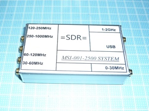 MSI_ SDR SYS_NV906　ソフトウェア ラジオ 受信機 MSI001 - 2500 SYSTEM 10K ~ 2GHz ALケース 入り