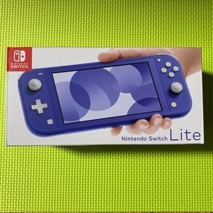 Nintendo Switch Light ブルー