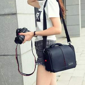 カメラバッグ カメラケース ショルダーバッグ カメラリュック 高品質 鞄 内部調整可 二重防水 アウトドア 旅行 撮影 レインカバー付き