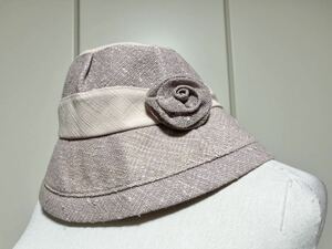 美品！夏物 コサージュ付き薄手帽子 くすみピンク クロッシェ 57cm UV対策 紫外線対策 日除け
