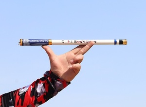 釣り竿　3m　超軽い 96g　釣りロッド 炭素繊維 硬調 渓流