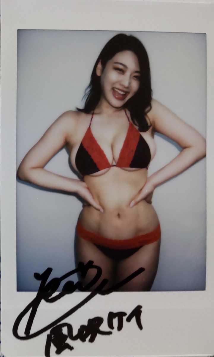 風吹ケイちゃんの直筆サイン入りチェキ