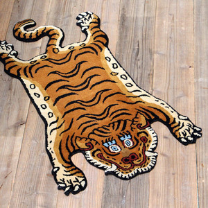 【送料無料】USED チベタン タイガー ラグ ミディアム 虎 トラ カーペット