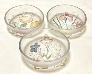 工芸ガラス　色絵花柄　小鉢3個