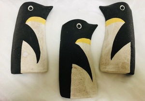 鹿児島睦　花瓶　ペンギン３体とマットクロコのバッグ