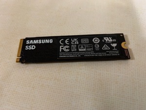 SSD 1TB 使用僅か（１０時間）　samsung 