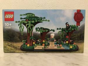 LEGO 40530 ジェーン・グドール博士とチンパンジーの森