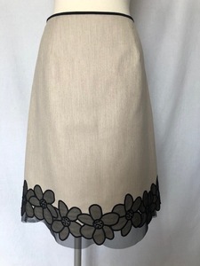 エムズグレイシーの素敵なスカート　４０サイズ