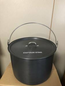 キャプテンスタッグ(CAPTAIN STAG)　アルミつる付寸胴鍋24cm　中古品　キャンプや炊き出しに使えます。