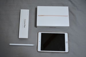 Apple iPad mini5 64GB Cellular SIMフリー ゴールド　Stylus Pen 付き