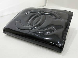 CHANEL シャネル 財布 ウォレット ハイエンド フランス ラグジュアリー ブランド 二つ折り 金具 光沢 高級 黒 ブラック