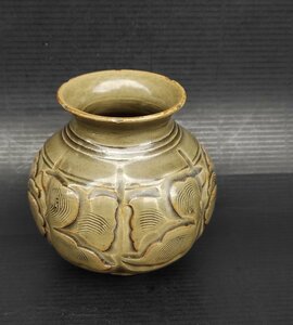 中国 唐物 古瓷 時代物 青瓷 宋代越窯花卉紋青瓷罐