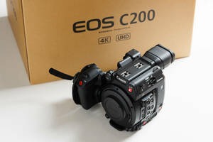 Canon EOS C200 キヤノン デジタル シネマカメラ 　中古品、使用期間少ない美品！！