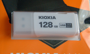 キオクシア（東芝）128GB USB メモリー●USB3.2 Gen1対応 本体日本製