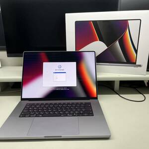 【ほぼ新品】Apple MacBook Pro 16インチ 2021 M1Pro 1TB スペースグレイ 10コア