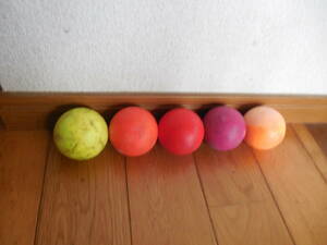 パークゴルフボール(中古)グラウンドゴルフ練習用として　５個　中古美品　9
