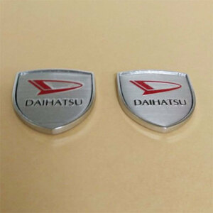 DAIHATSU　ダイハツ　 3D金属ステッカー シルバー　２枚セット