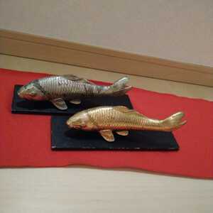 金属伝統工芸品　夫婦鯉　縁起物　置物　銅製置物　匿名配送送料込　双鯉　