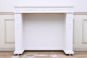FV12 ホワイト家具 ロココ調 クラシック マントルピース 暖炉風 飾り棚 飾り台 リビング 収納 木製 サイドボード キャスター付き