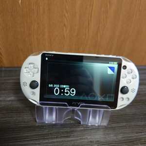 PS Vita PCH-2000 本体のみ
