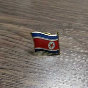 北朝鮮のピンバッジ