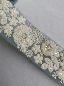 インド 刺繍 リボン スモークブルー 花 i-30