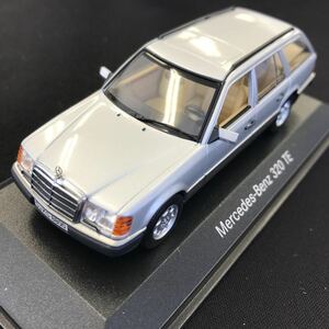 ミニチャンプス　ディラー特注　　1/43 Mercedes Benz 320 TE 