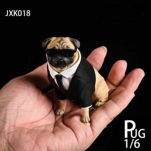 JXK 1/6 サイズ パグ サングラス スーツ 可愛い 犬 動物 座り フィギュア大人のおもちゃ 模型 8cm級 犬好き 誕生日 プレゼント 置物