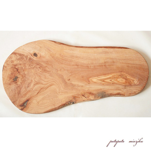 カッティングボード オリーブ の 木 まな板 サービングボード ナチュラルカッティングボード ディスプレイ パタミン