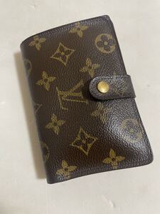ルイヴィトン LOUIS VUITTON モノグラム ガマ口財布 全体的に使用感あり