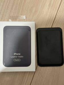 （中古）Apple iPhone 純正leather wallet レザーウォレット MagSafe対応　ミッドナイト