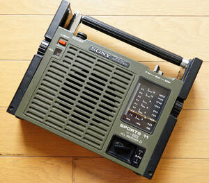 ソニー製とっても古いラジオ ICF-111 Sports11