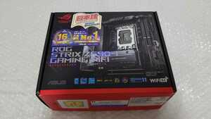 美品 ASUS ROG STRIX Z690-I GAMING 最新BIOS更新済み mini-ITX マザーボード