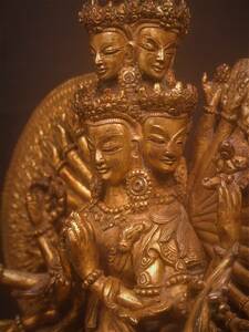 銅製鍍金 千手千眼十一面観音菩薩像 名品