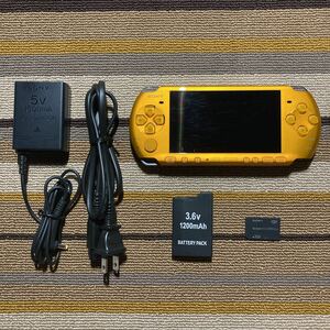 PSP PSP-3000 ブライトイエロー 充電器 メモリーカード付き バッテリー新品
