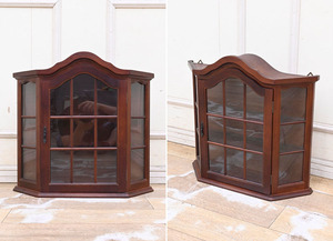 GX21 ロココ調 クラシック 小型 小振り 壁掛け 飾り棚 コレクション棚 キャビネット 木製 小物入れ