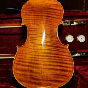 単板トラ目フレイムメイプルバック　工房製ハンドメイドバイオリン　4/4サイズ　特選美杢フレイムメイプル材使用品　付属品多数