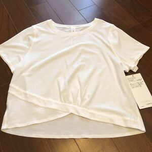 ルルレモン Tシャツ　サイズ10 白　新品未使用　定価9350円
