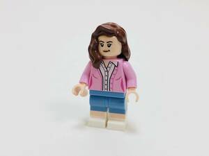 【新品未使用】レゴ　LEGO　ミニフィグ　パム　ビーズリー　オフィス　カーディガン　シャツ　女性